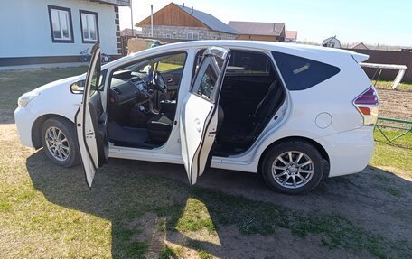 Toyota Prius Alpha I (ZVW40/41), 2018 год, 1 490 000 рублей, 14 фотография