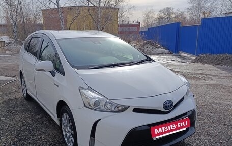 Toyota Prius Alpha I (ZVW40/41), 2018 год, 1 490 000 рублей, 13 фотография