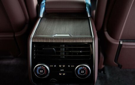 Land Rover Range Rover IV рестайлинг, 2025 год, 27 500 000 рублей, 24 фотография