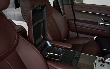 Land Rover Range Rover IV рестайлинг, 2025 год, 27 500 000 рублей, 22 фотография