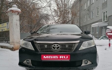 Toyota Camry, 2011 год, 1 560 000 рублей, 2 фотография