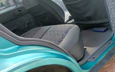 Suzuki Swift II, 2002 год, 260 000 рублей, 27 фотография