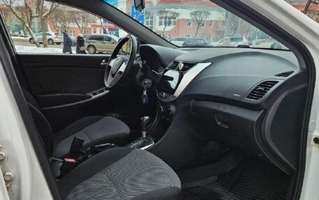 Hyundai Solaris II рестайлинг, 2013 год, 910 000 рублей, 9 фотография