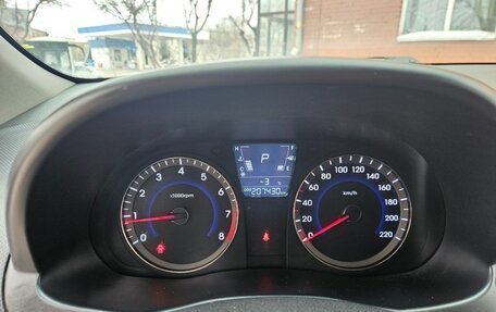 Hyundai Solaris II рестайлинг, 2013 год, 910 000 рублей, 10 фотография