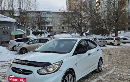 Hyundai Solaris II рестайлинг, 2013 год, 910 000 рублей, 6 фотография
