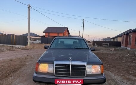 Mercedes-Benz E-Класс, 1993 год, 255 000 рублей, 3 фотография