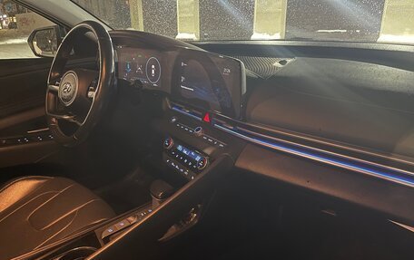 Hyundai Elantra, 2021 год, 2 100 000 рублей, 7 фотография