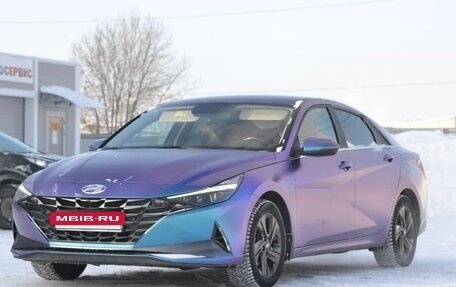 Hyundai Elantra, 2021 год, 2 100 000 рублей, 4 фотография