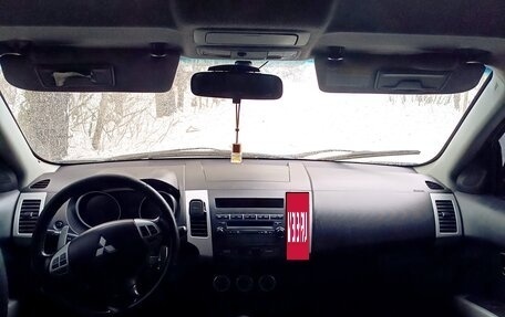 Mitsubishi Outlander III рестайлинг 3, 2007 год, 1 045 000 рублей, 5 фотография