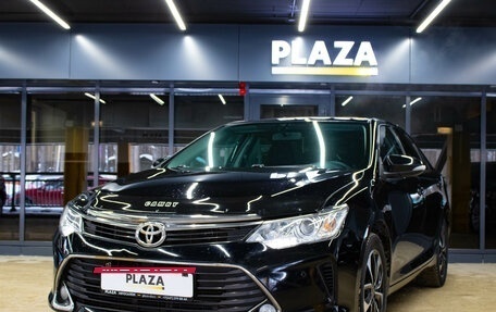 Toyota Camry, 2016 год, 1 899 000 рублей, 5 фотография