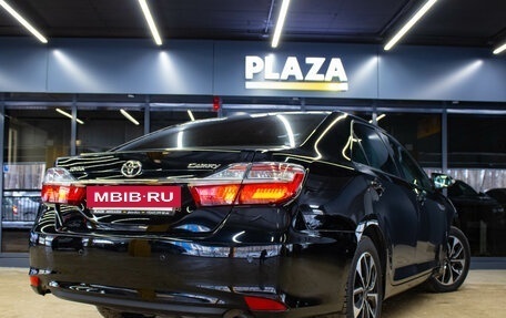 Toyota Camry, 2016 год, 1 899 000 рублей, 6 фотография