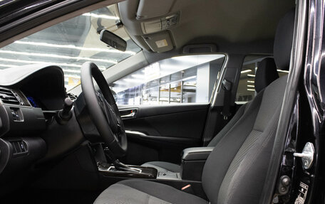 Toyota Camry, 2016 год, 1 899 000 рублей, 11 фотография