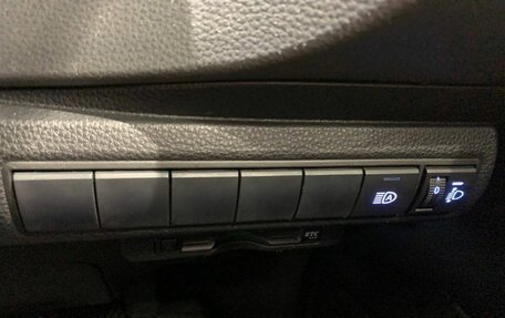 Toyota Corolla, 2019 год, 1 640 000 рублей, 13 фотография