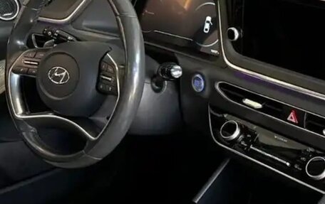 Hyundai Sonata VIII, 2020 год, 2 350 000 рублей, 1 фотография