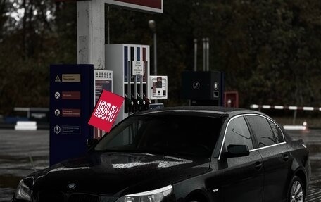 BMW 5 серия, 2003 год, 900 000 рублей, 1 фотография