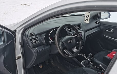 KIA Rio III рестайлинг, 2013 год, 630 000 рублей, 10 фотография