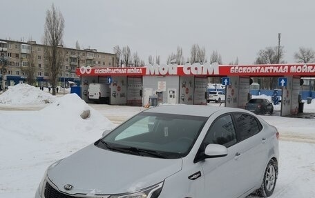 KIA Rio III рестайлинг, 2013 год, 630 000 рублей, 2 фотография