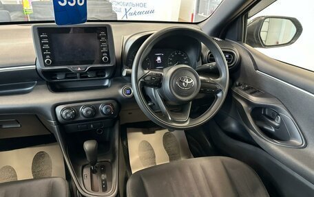 Toyota Yaris, 2020 год, 1 259 000 рублей, 15 фотография