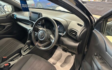 Toyota Yaris, 2020 год, 1 259 000 рублей, 10 фотография