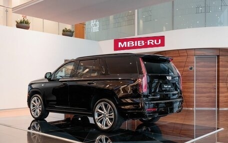 Cadillac Escalade V, 2025 год, 18 490 000 рублей, 2 фотография