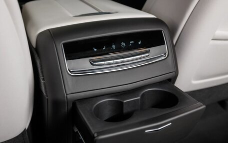 Cadillac Escalade V, 2025 год, 18 490 000 рублей, 24 фотография