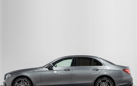 Mercedes-Benz E-Класс, 2019 год, 3 490 000 рублей, 10 фотография