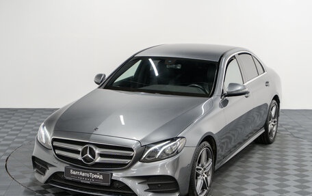 Mercedes-Benz E-Класс, 2019 год, 3 490 000 рублей, 25 фотография