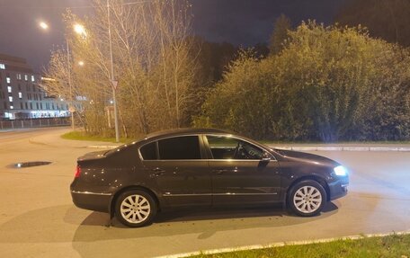 Volkswagen Passat B6, 2007 год, 650 000 рублей, 3 фотография