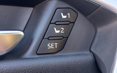 Toyota RAV4, 2021 год, 4 250 000 рублей, 21 фотография