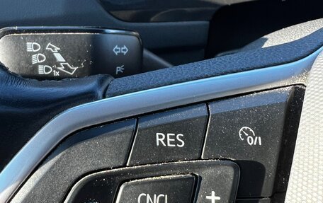 Volkswagen Tiguan II, 2021 год, 2 700 000 рублей, 9 фотография