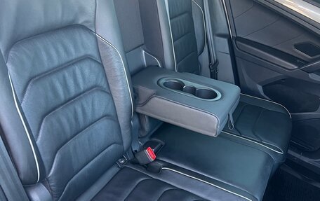 Volkswagen Tiguan II, 2021 год, 2 700 000 рублей, 27 фотография