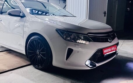 Toyota Camry, 2016 год, 1 670 000 рублей, 4 фотография