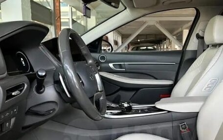 Hyundai Sonata VIII, 2020 год, 2 350 000 рублей, 17 фотография