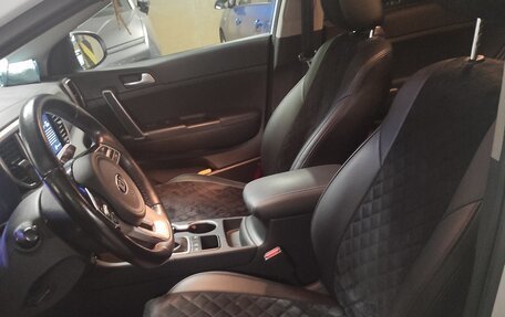 KIA Sportage IV рестайлинг, 2021 год, 2 920 000 рублей, 22 фотография