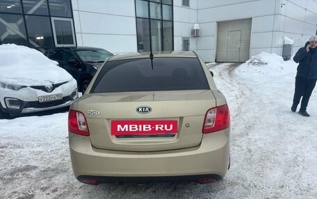 KIA Rio II, 2011 год, 650 000 рублей, 6 фотография