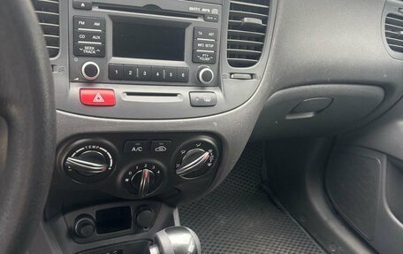 KIA Rio II, 2011 год, 650 000 рублей, 12 фотография