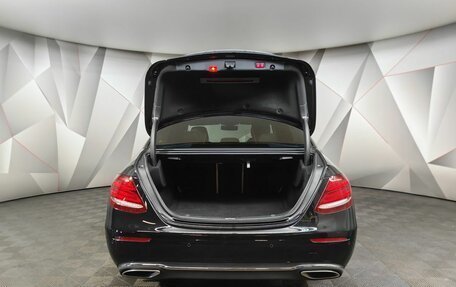 Mercedes-Benz E-Класс, 2019 год, 3 997 000 рублей, 11 фотография