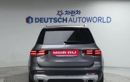 Mercedes-Benz GLB, 2024 год, 4 150 000 рублей, 4 фотография