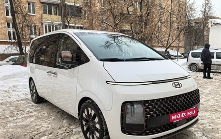Hyundai Staria, 2021 год, 5 250 000 рублей, 3 фотография
