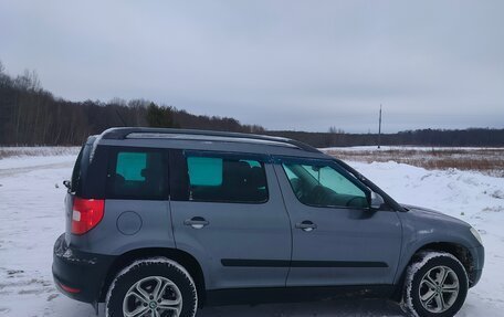 Skoda Yeti I рестайлинг, 2013 год, 980 000 рублей, 2 фотография