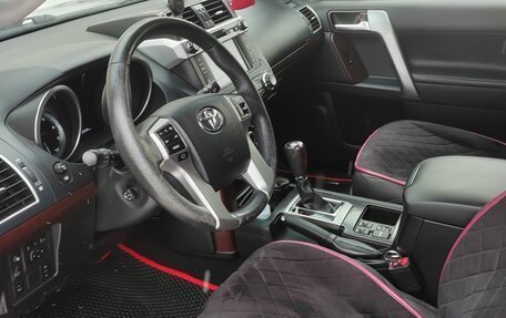 Toyota Land Cruiser Prado 150 рестайлинг 2, 2013 год, 3 900 000 рублей, 11 фотография