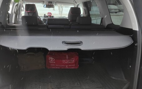 Toyota Land Cruiser Prado 150 рестайлинг 2, 2013 год, 3 900 000 рублей, 14 фотография