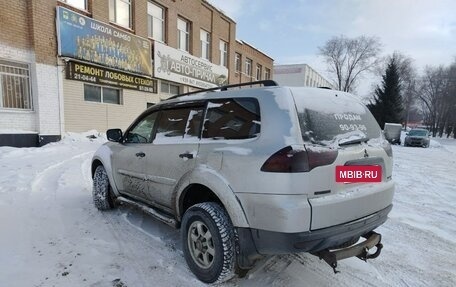 Mitsubishi Pajero Sport II рестайлинг, 2010 год, 999 000 рублей, 4 фотография