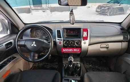 Mitsubishi Pajero Sport II рестайлинг, 2010 год, 999 000 рублей, 5 фотография
