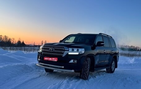 Toyota Land Cruiser 200, 2010 год, 2 400 000 рублей, 1 фотография
