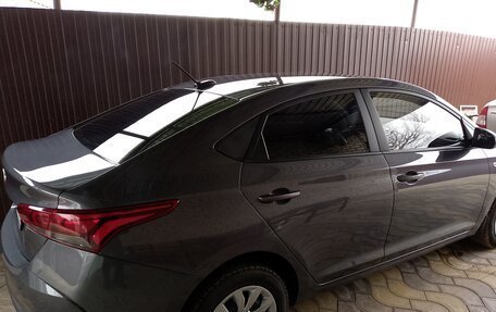 Hyundai Solaris II рестайлинг, 2022 год, 2 050 000 рублей, 3 фотография