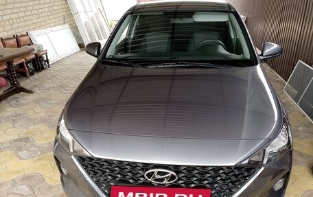 Hyundai Solaris II рестайлинг, 2022 год, 2 050 000 рублей, 2 фотография