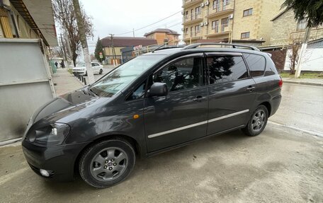 Toyota Avensis Verso I рестайлинг, 2003 год, 860 000 рублей, 2 фотография
