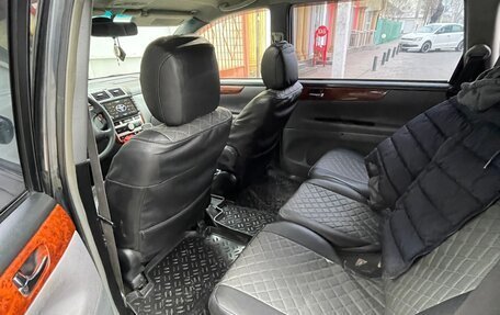 Toyota Avensis Verso I рестайлинг, 2003 год, 860 000 рублей, 8 фотография