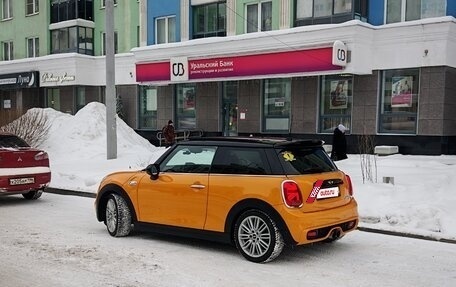 MINI Hatch, 2016 год, 2 100 000 рублей, 4 фотография